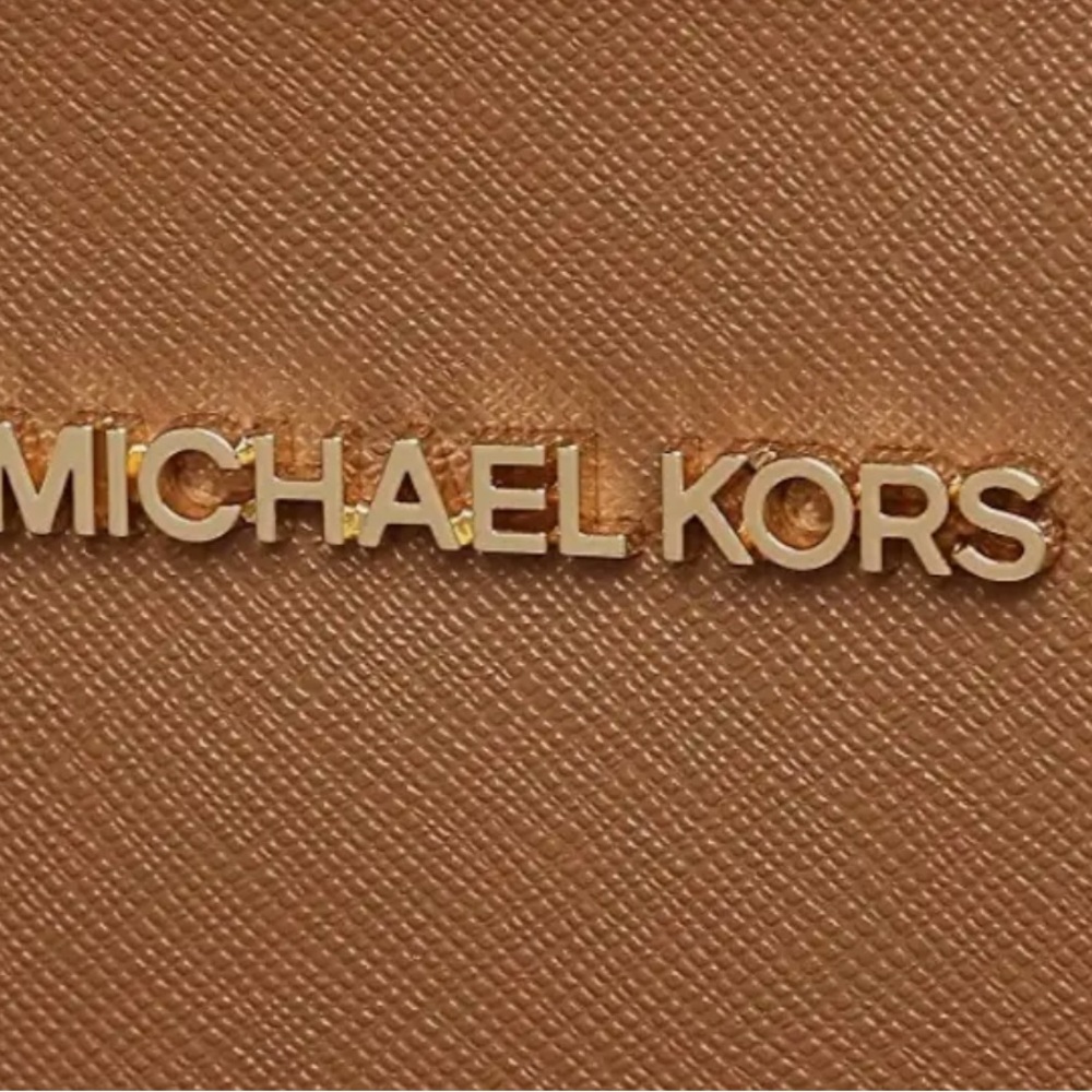 Michael Kors Jet Set Travel Large Saffiano Leather Tote Bag - Picture 5 of 6